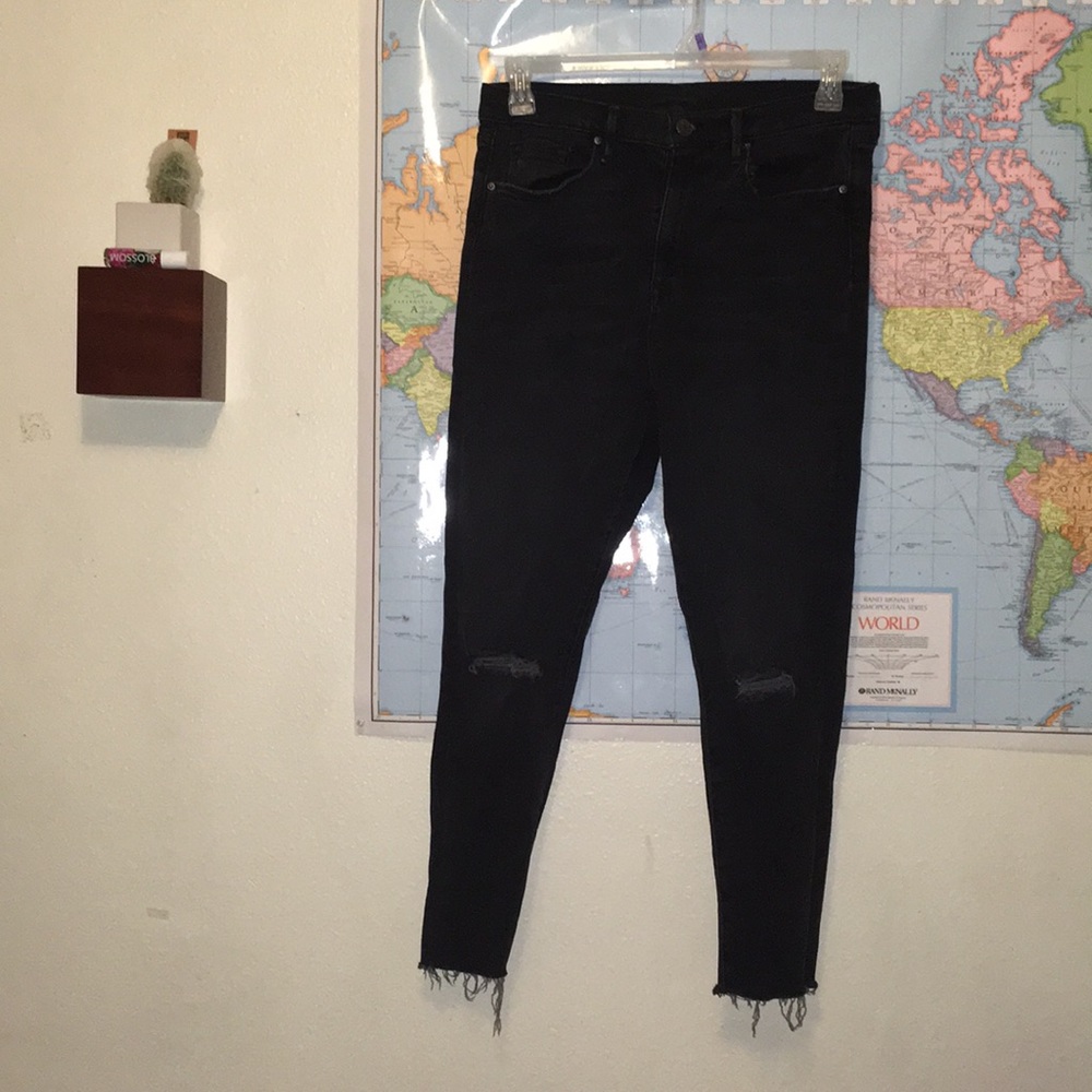 UO Stik Cropped High Rise Distressed Black Denim